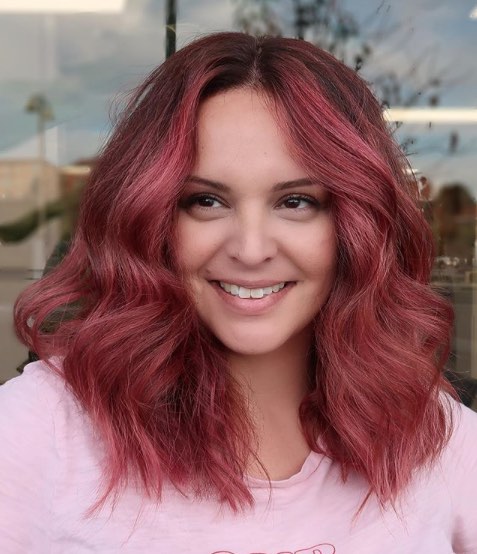 Pink hair makeover on Mirella Manelli