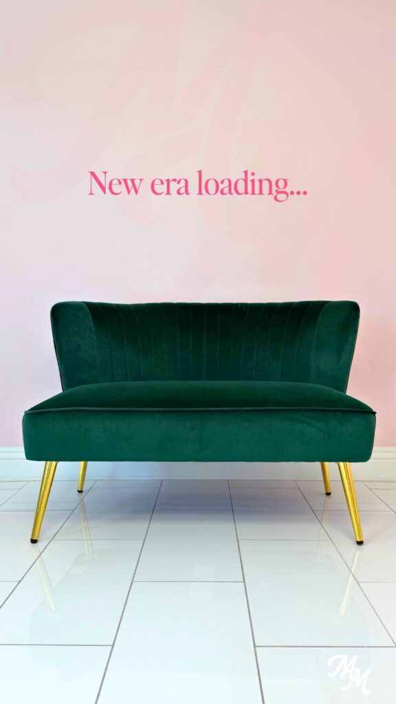 new era loading in leasing a salon space