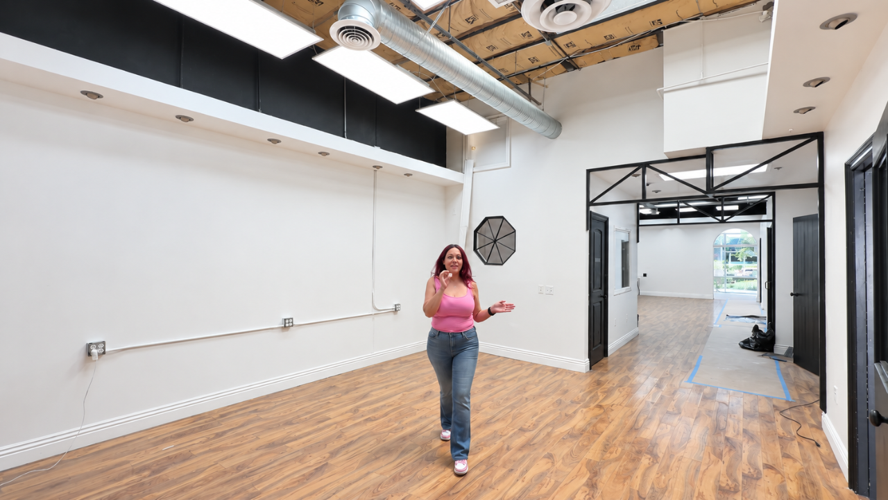 3-year lease on a 1,900 sq ft salon space
